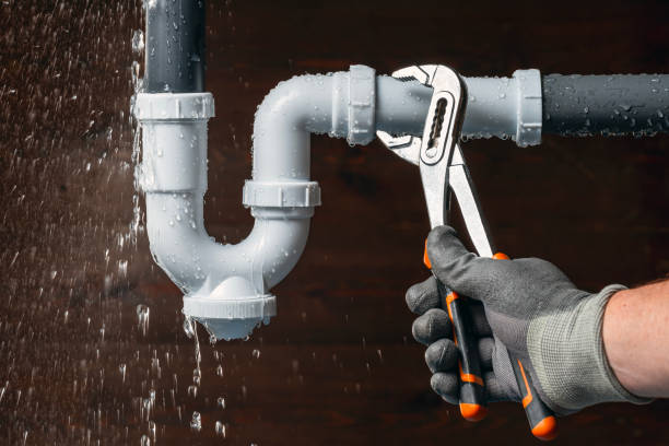 Professional Drain Cleaning technician working in Wauna, WA